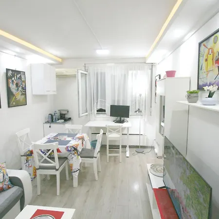 Kandinsky Business Apartment With Workspace In Belgrade, Serbia Exterior photo