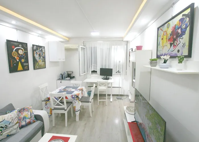 Kandinsky Business Apartment With Workspace In Belgrade, Serbia