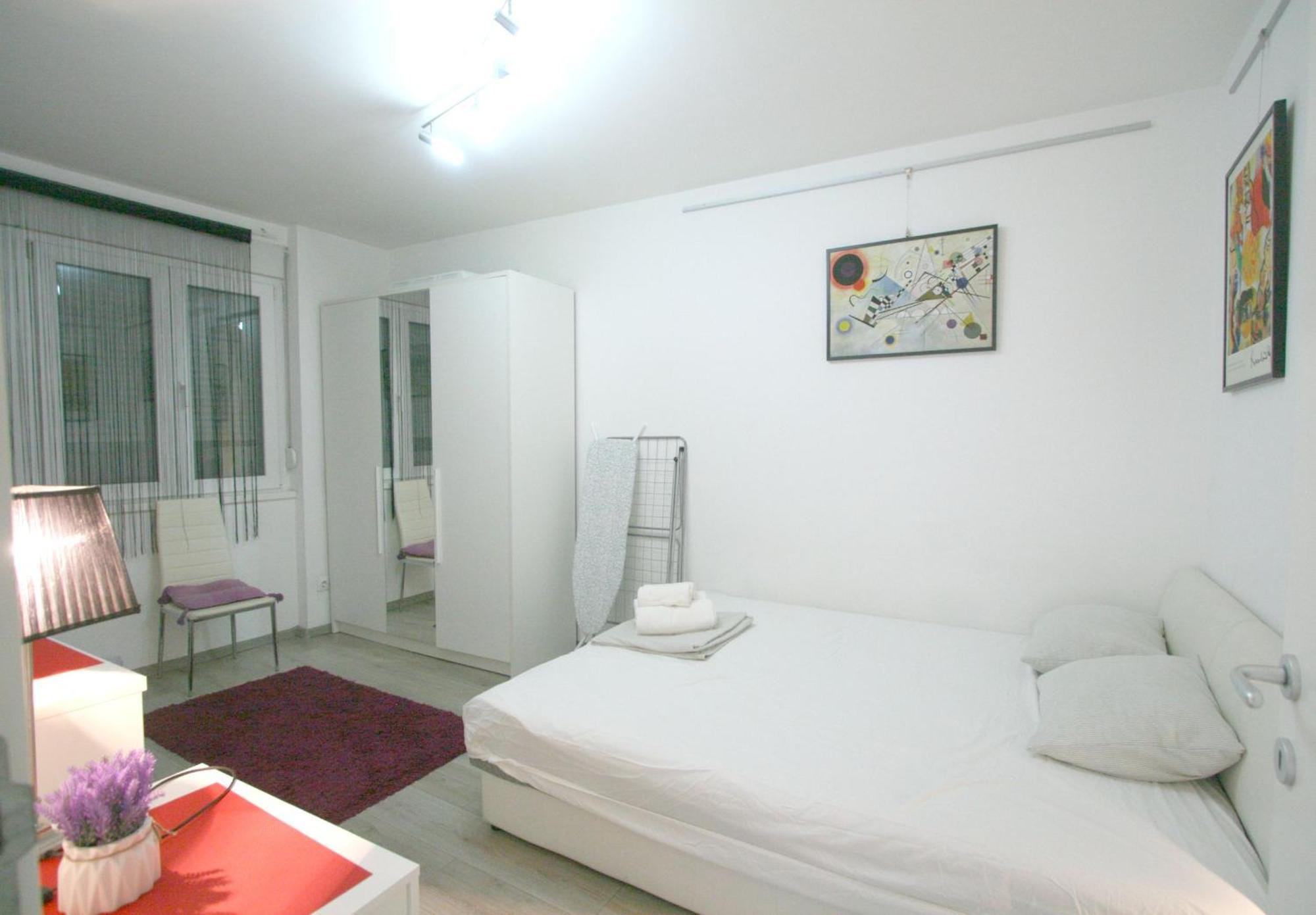 Kandinsky Business With Workspace In Belgrade, Serbia Apartment Belgrad