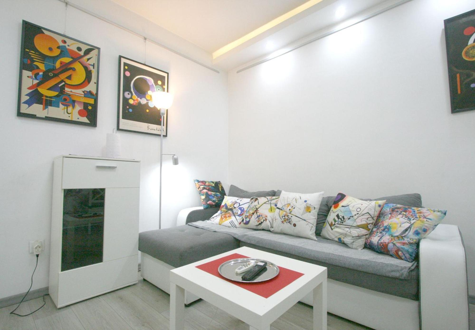 Kandinsky Business With Workspace In Belgrade, Serbia Apartment *